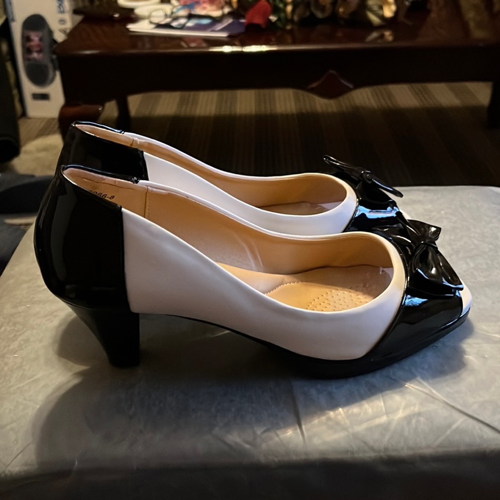 Women shoes
